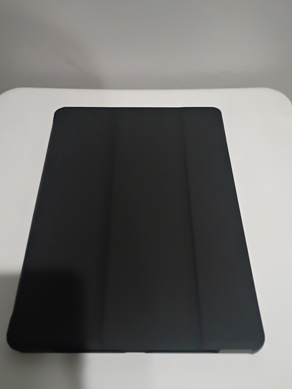 Black Tablet Smart Cover Case - Slim Magnetic Stand